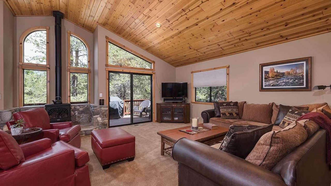 Photo of Livingroom in Truckee