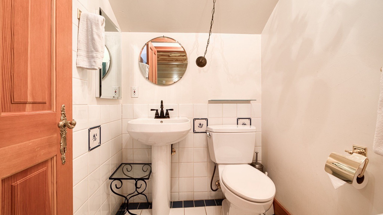 Photo of Bathroom in Alpine Meadows