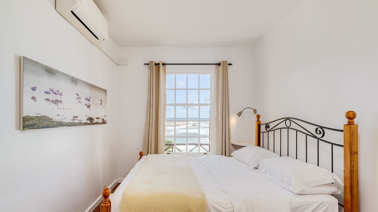 Photo of Bedroom in Camps Bay