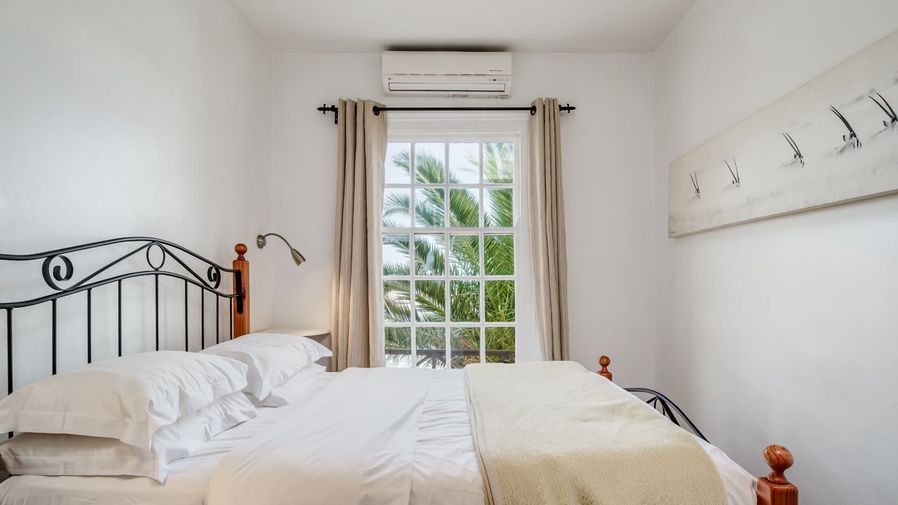 Photo of Bedroom in Camps Bay