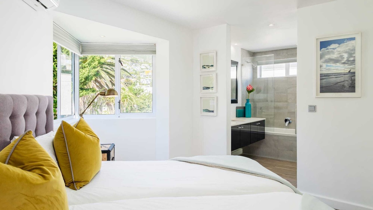 Photo of Bedroom in Camps Bay