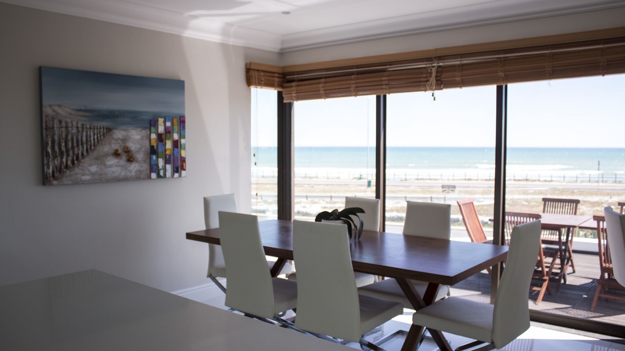Photo of Others in Bloubergstrand