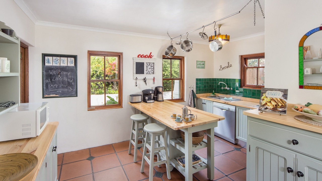Photo of Kitchen in Noordhoek