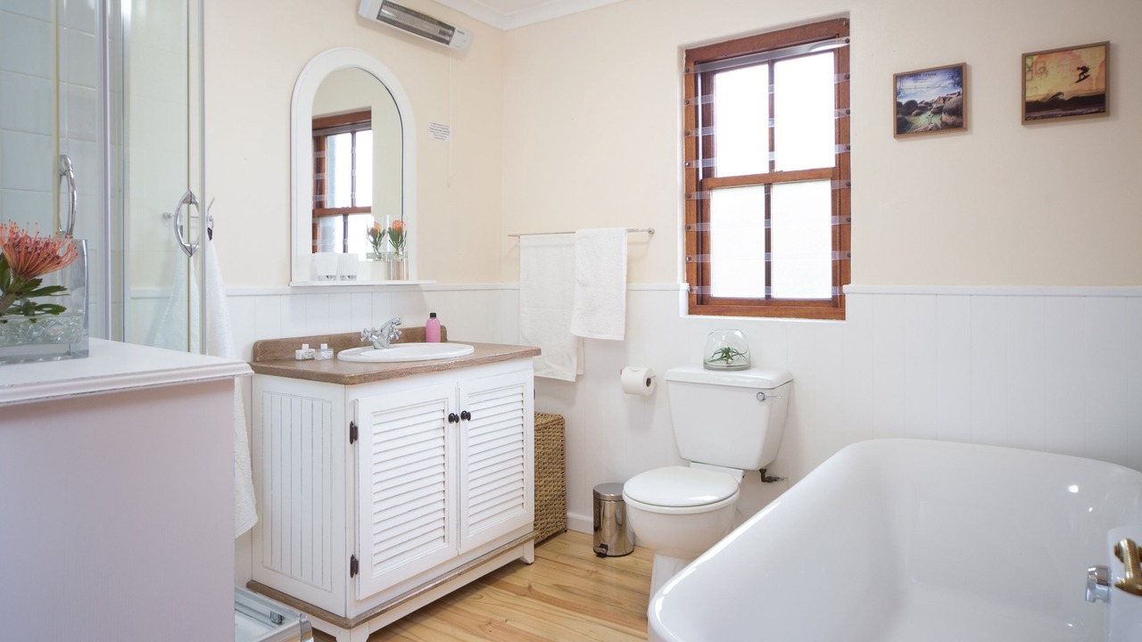 Photo of Bathroom in Noordhoek