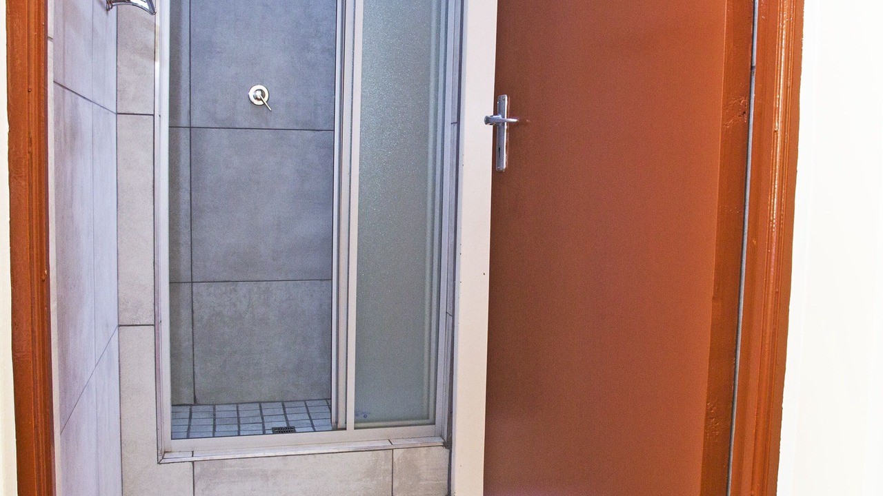 Photo of Bathroom in Greater Johannesburg Metropolitan Area