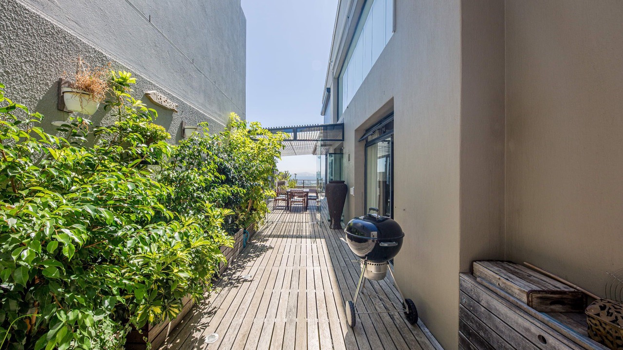 Photo of Patio Balcony in Sea Point