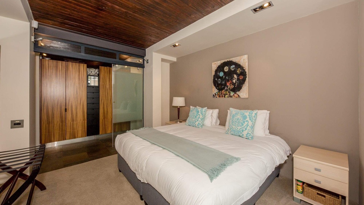 Photo of Bedroom in Sea Point