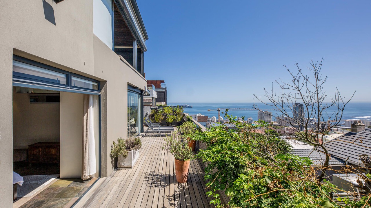 Photo of Patio Balcony in Sea Point