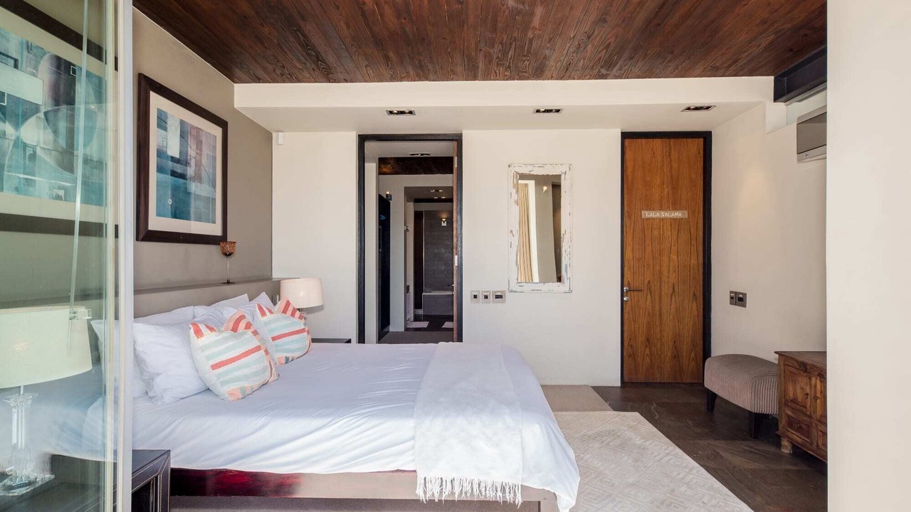 Photo of Bedroom in Sea Point