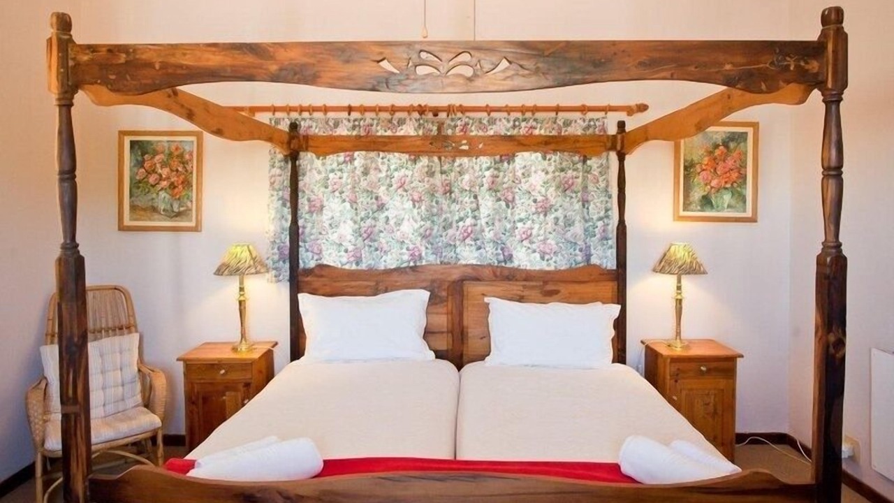 Photo of Bedroom in Oudtshoorn