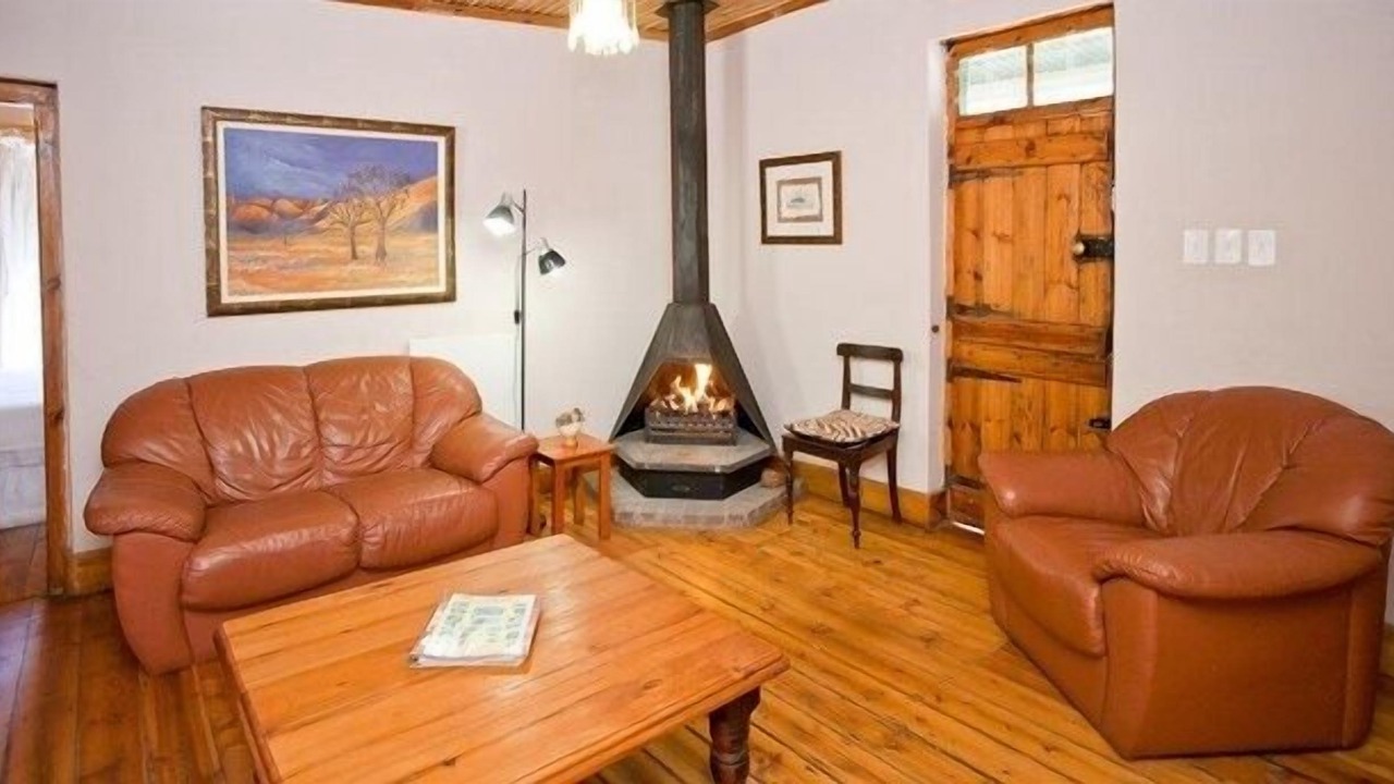 Photo of Livingroom in Oudtshoorn