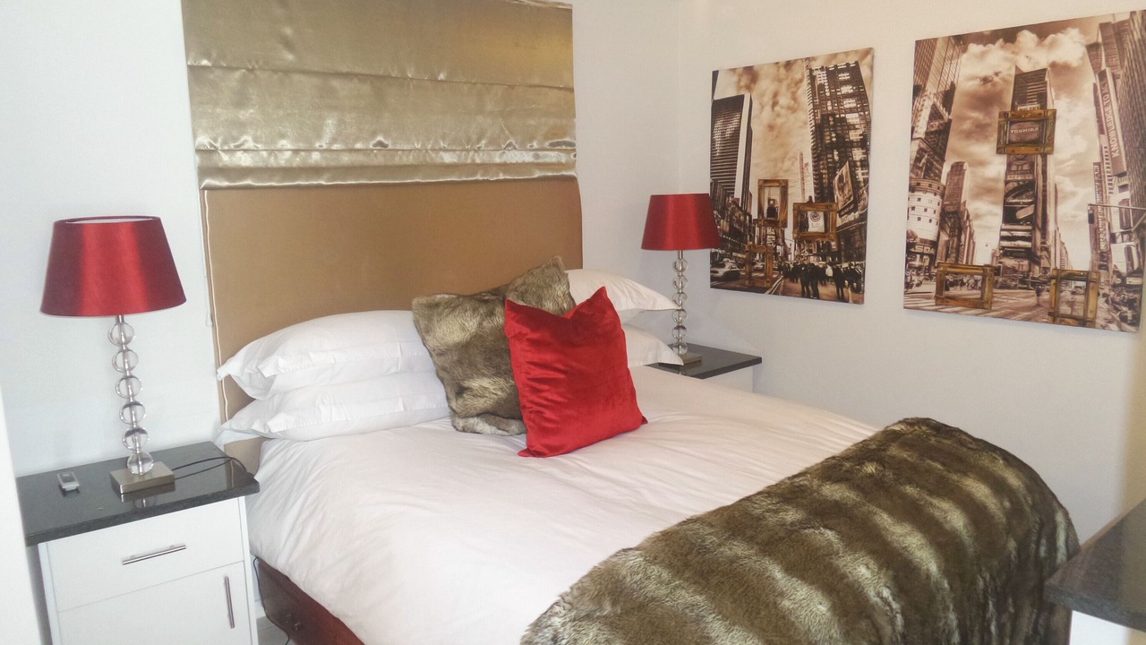 Photo of Bedroom in Rondebosch