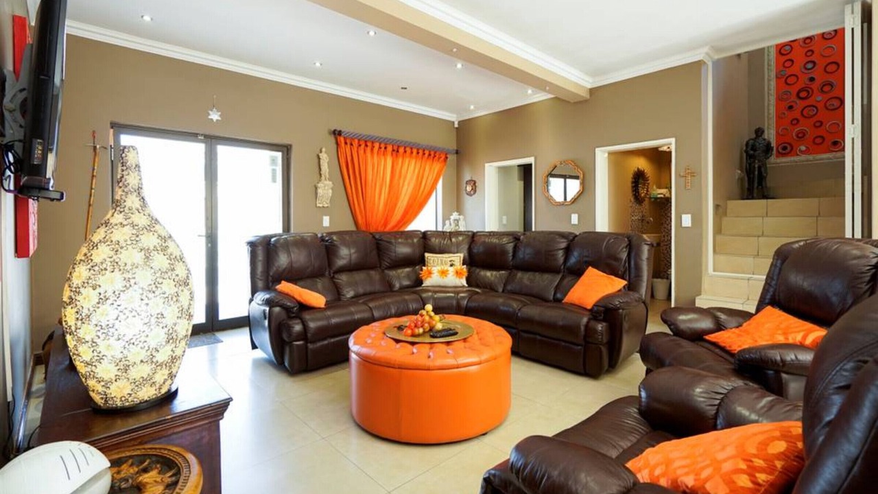 Photo of Livingroom in Big Bay