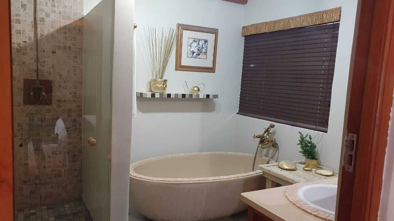 Photo of Bathroom in Strand