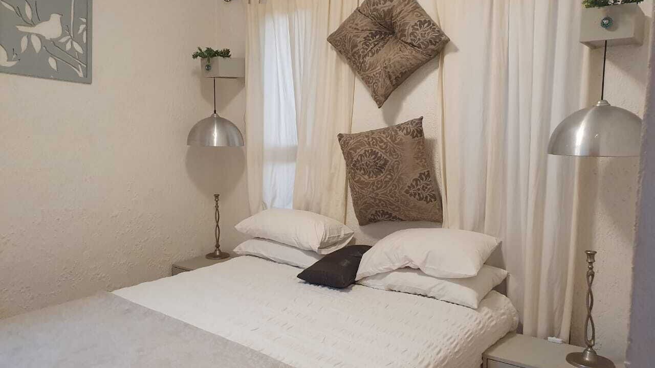 Photo of Bedroom in Strand