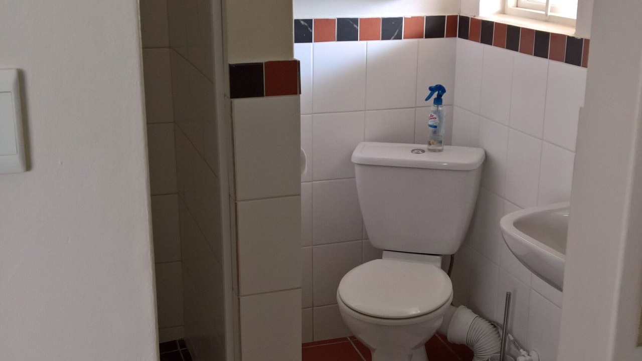 Photo of Bathroom in George