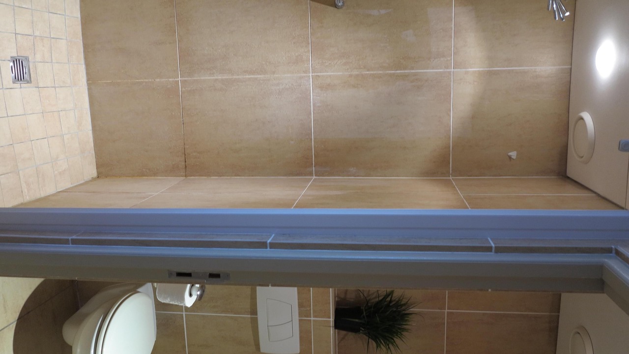 Photo of Bathroom in Strand