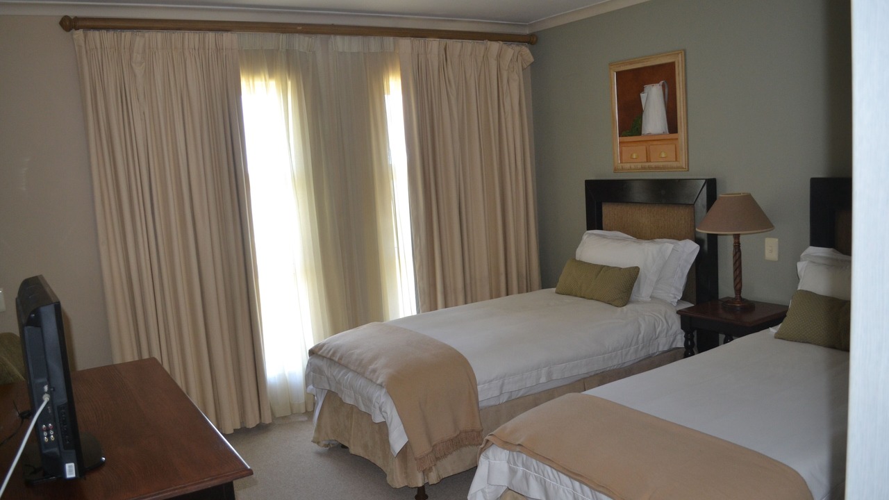 Photo of Bedroom in Pinnacle Point