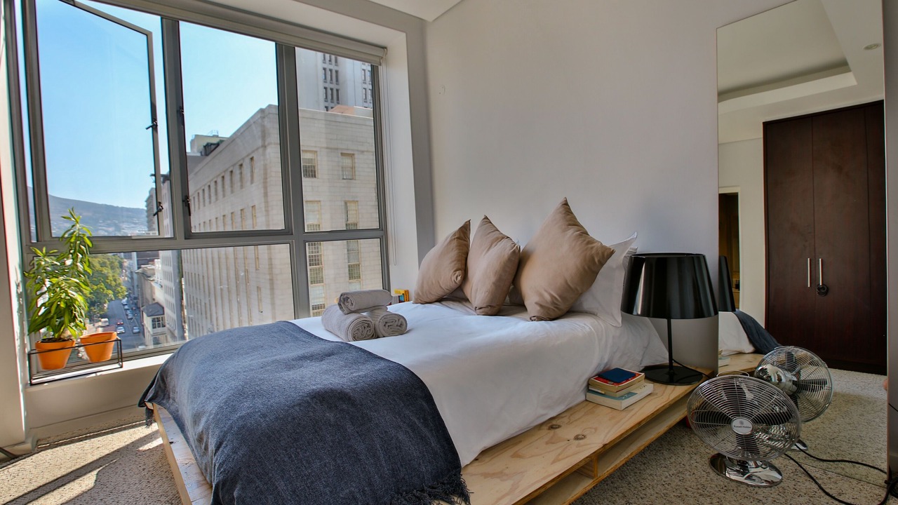 Photo of Bedroom in Cape Town City Centre