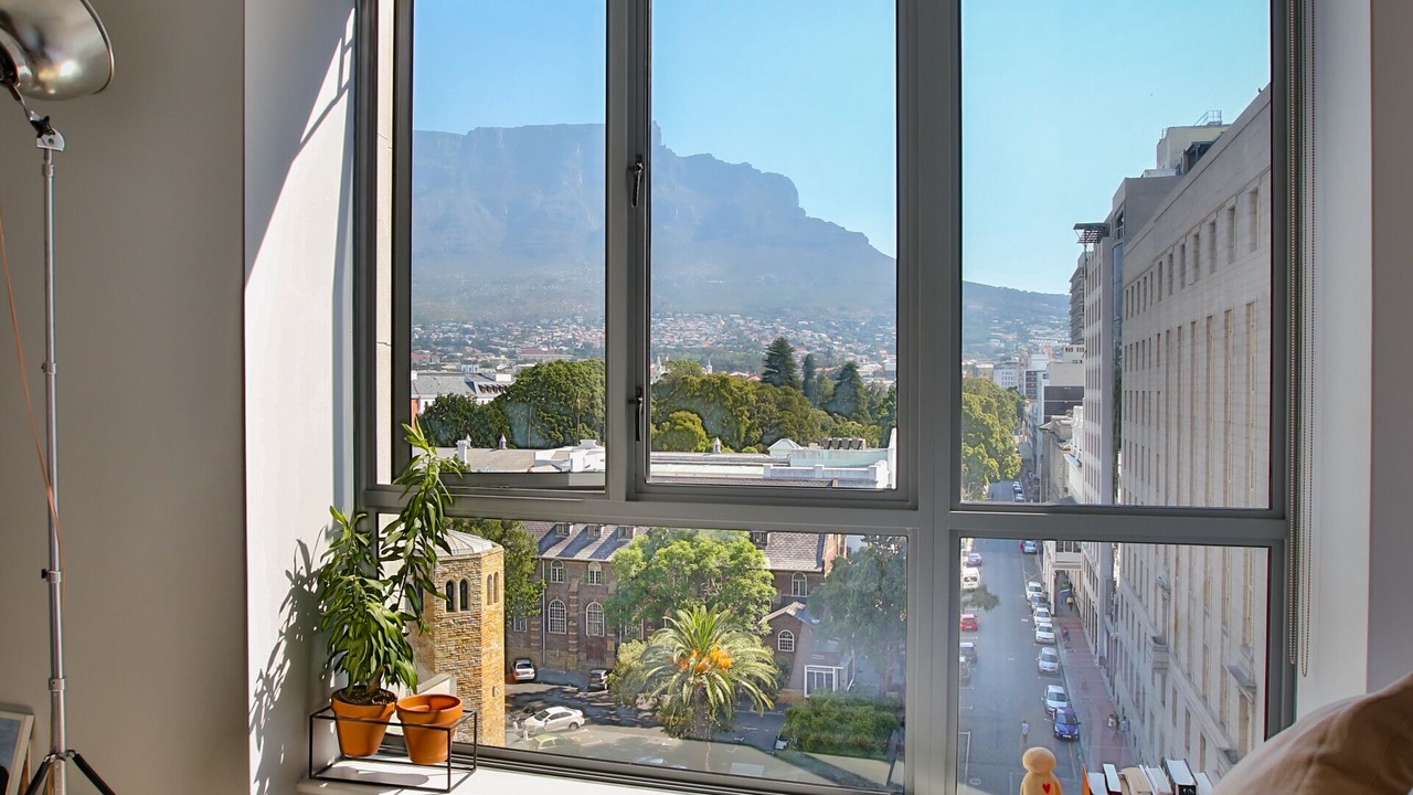 Photo of Bedroom in Cape Town City Centre