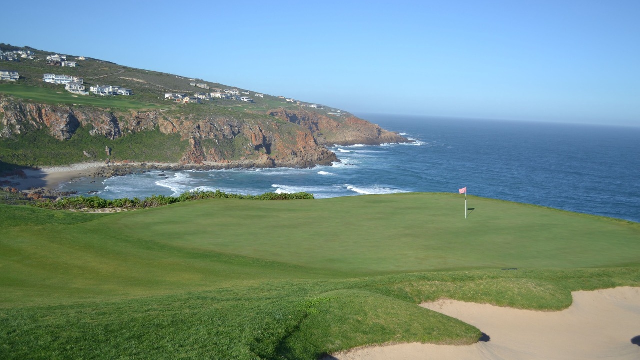 Photo of Others in Pinnacle Point