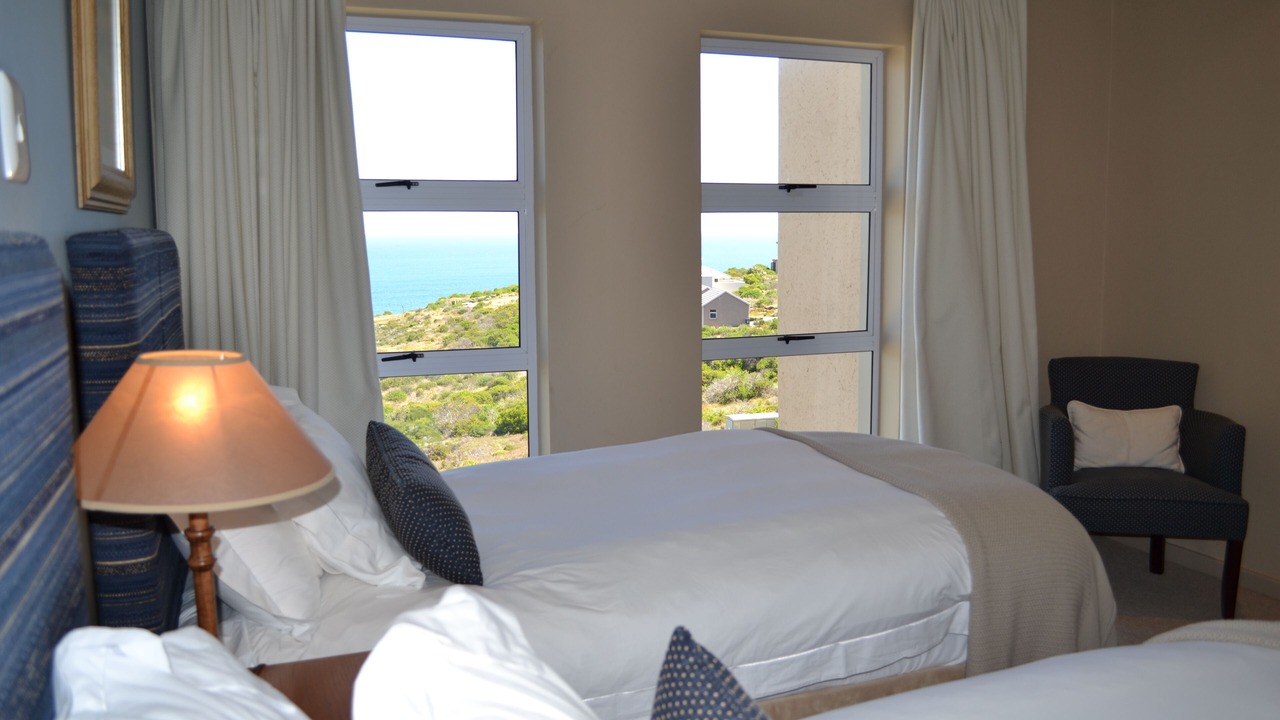 Photo of Bedroom in Pinnacle Point