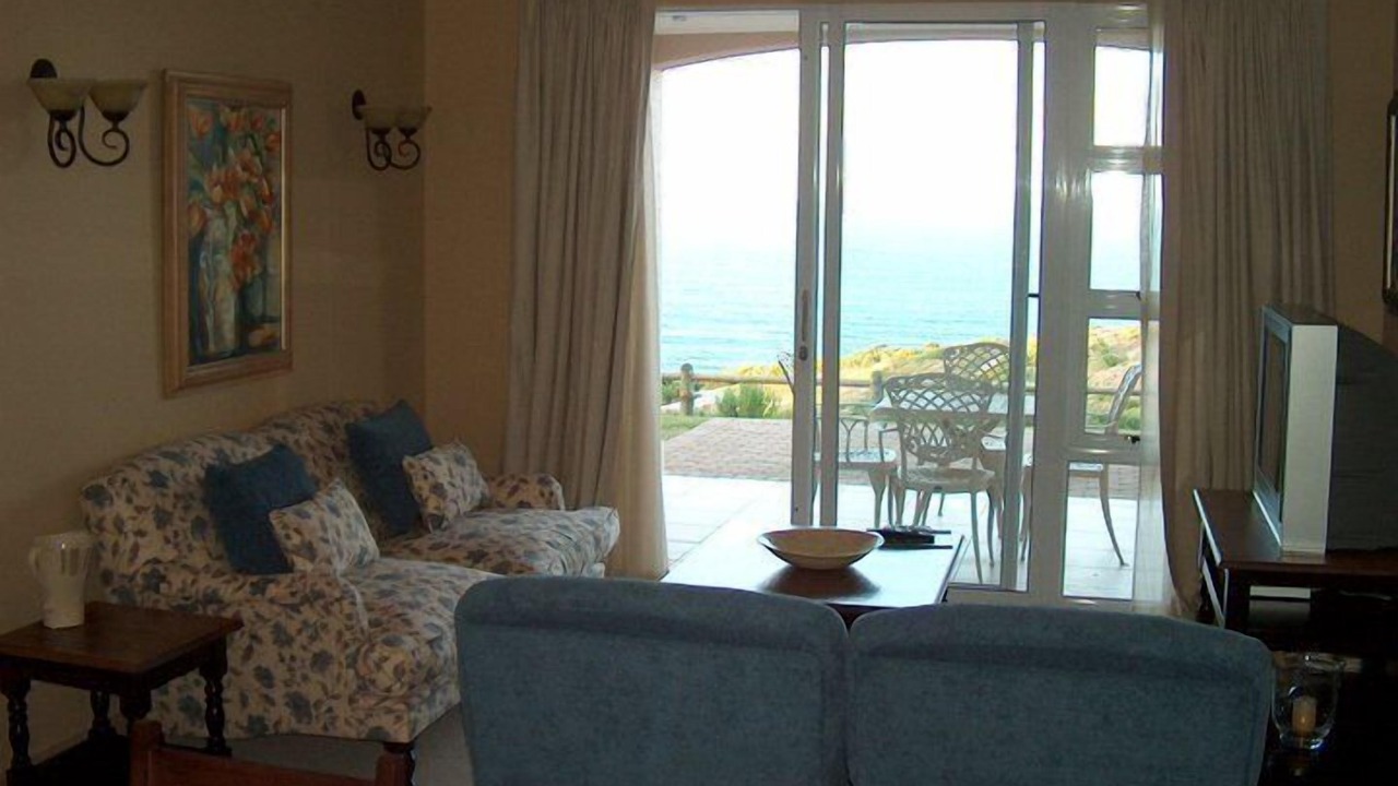Photo of Livingroom in Pinnacle Point