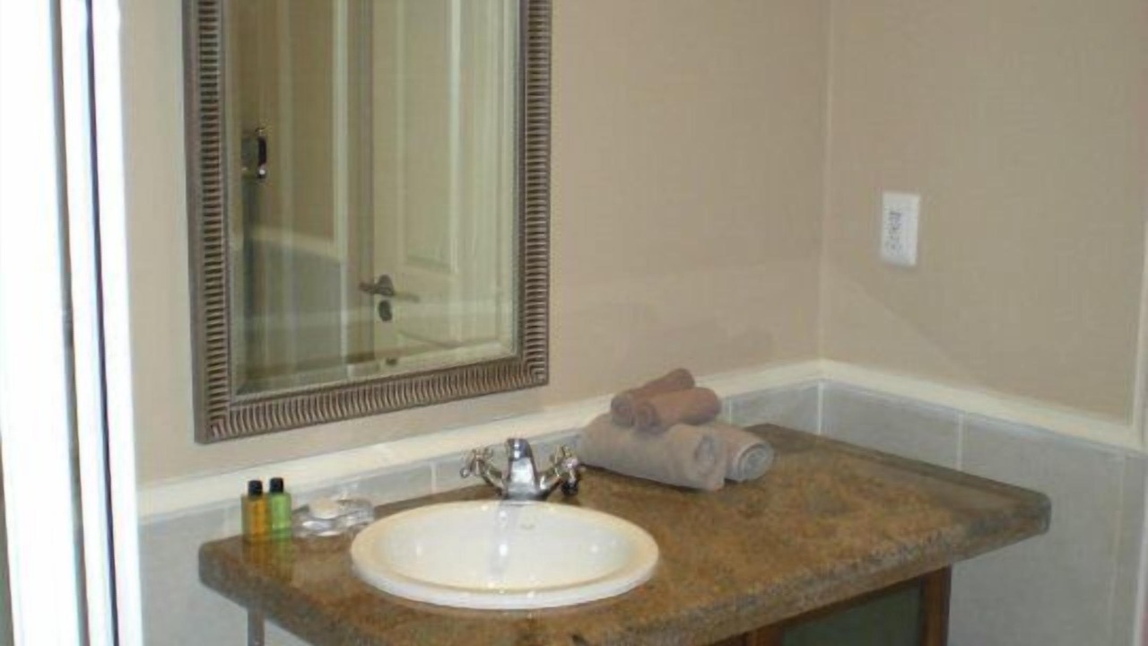 Photo of Bathroom in Pinnacle Point