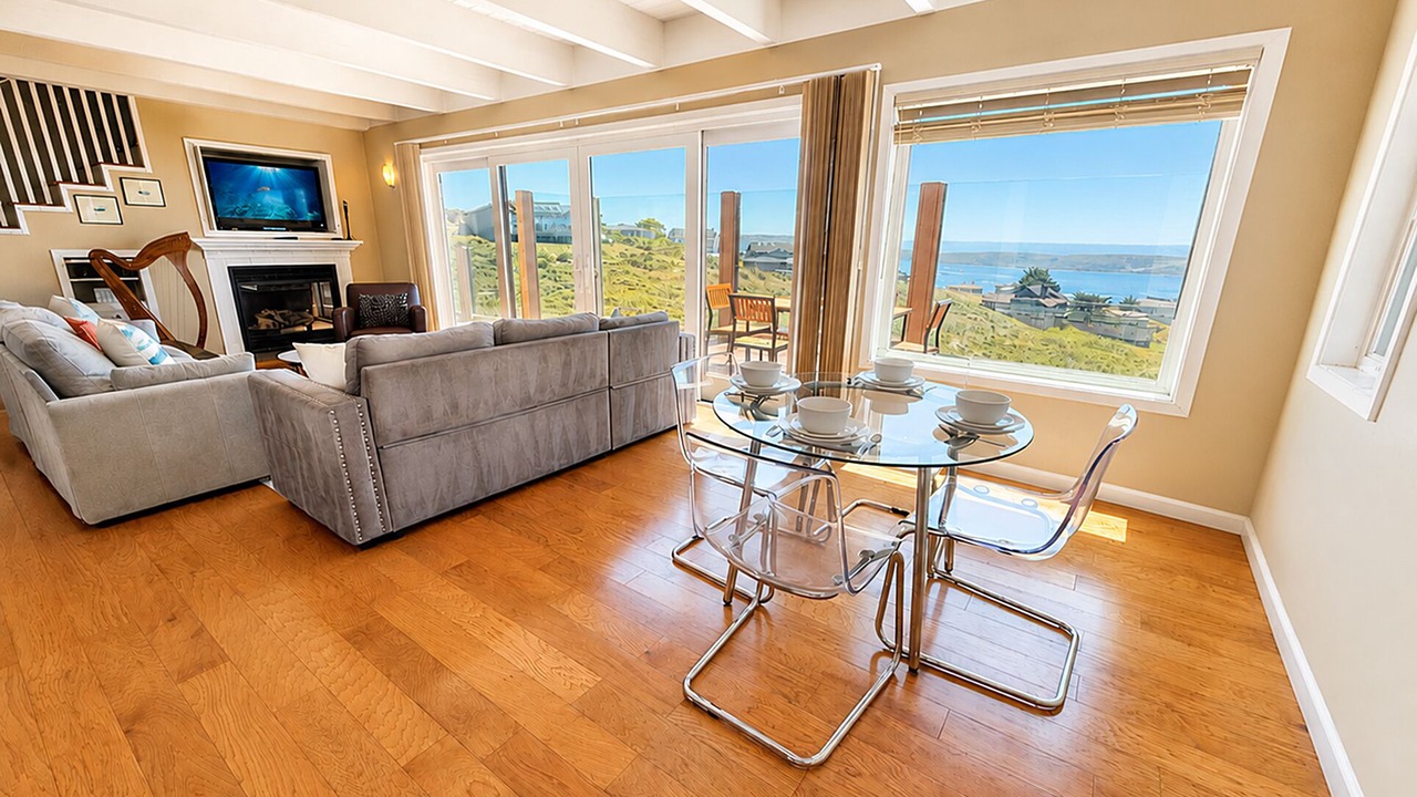 Photo of Bedroom in Dillon Beach