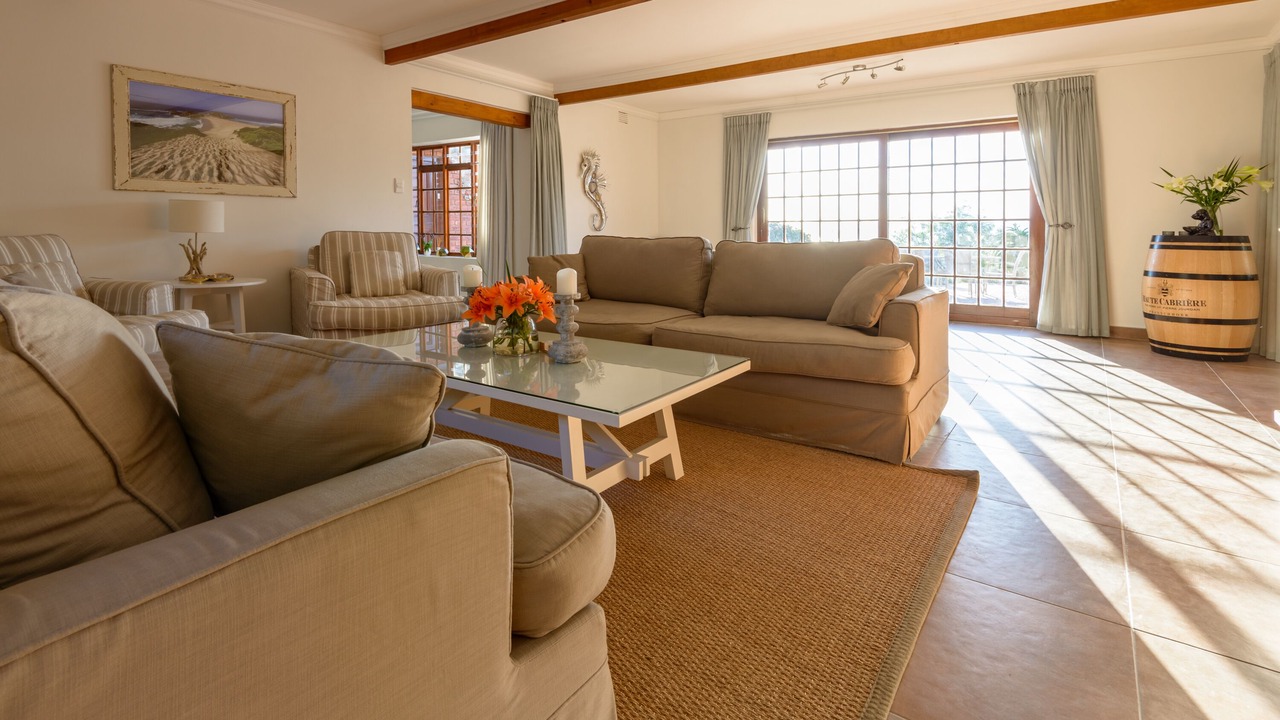 Photo of Livingroom in Hunter's Home