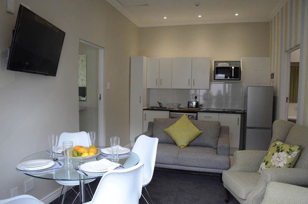 Photo of Livingroom in Baileys Muckleneuk