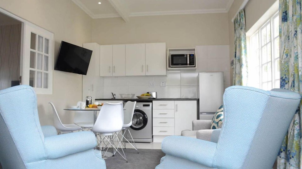 Photo of Livingroom in Baileys Muckleneuk