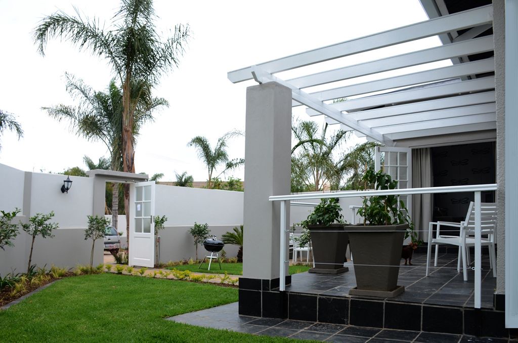 Photo of Patio Balcony in Baileys Muckleneuk