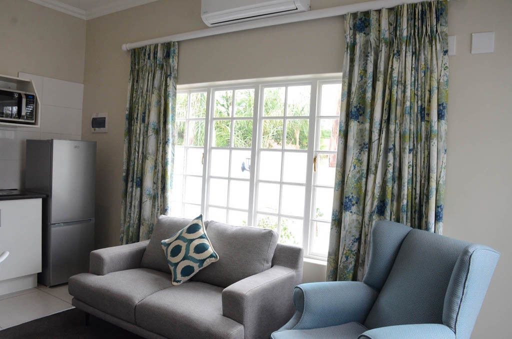 Photo of Livingroom in Baileys Muckleneuk