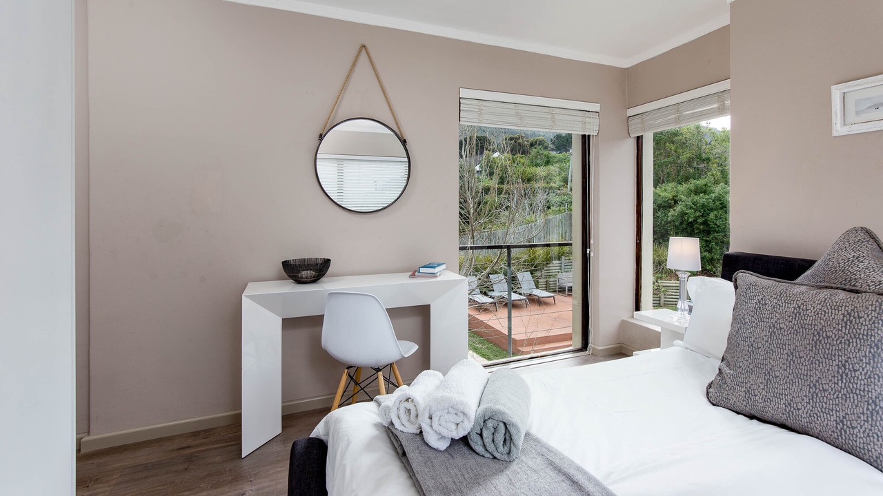 Photo of Bedroom in Noordhoek
