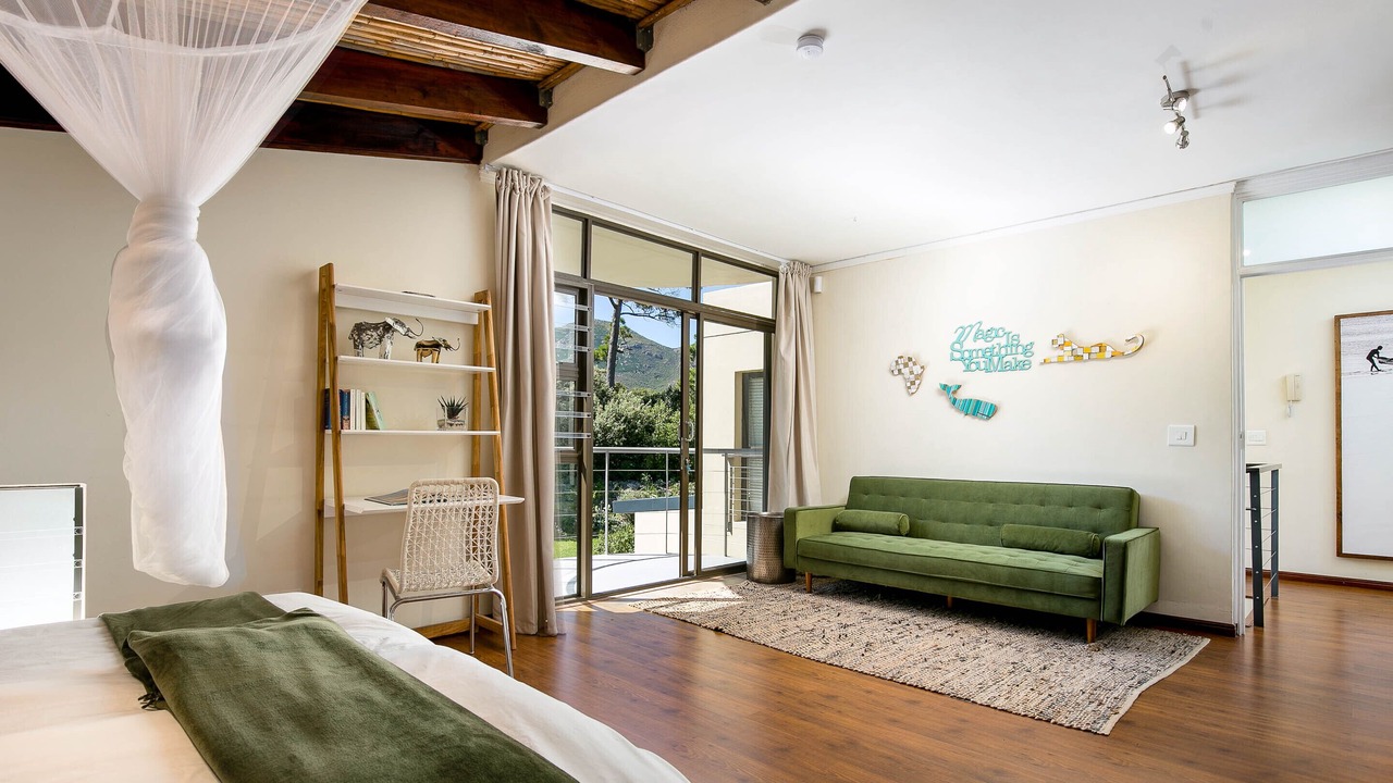 Photo of Bedroom in Noordhoek