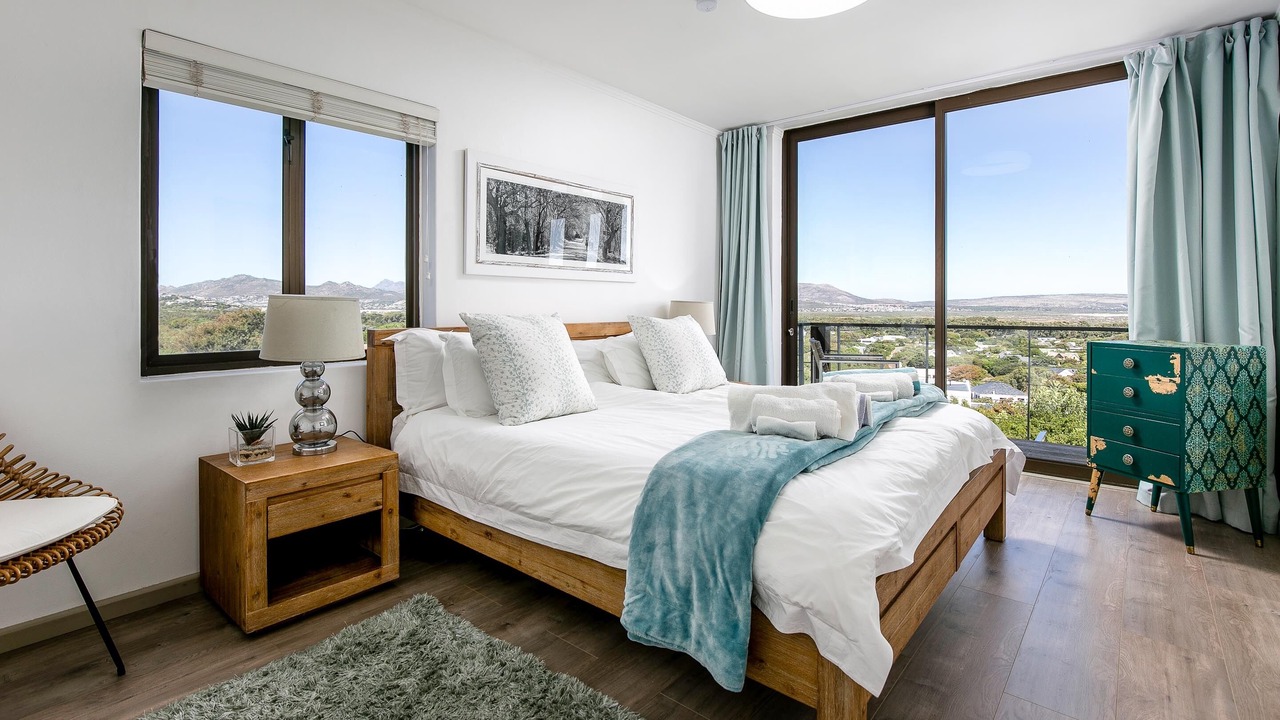 Photo of Bedroom in Noordhoek