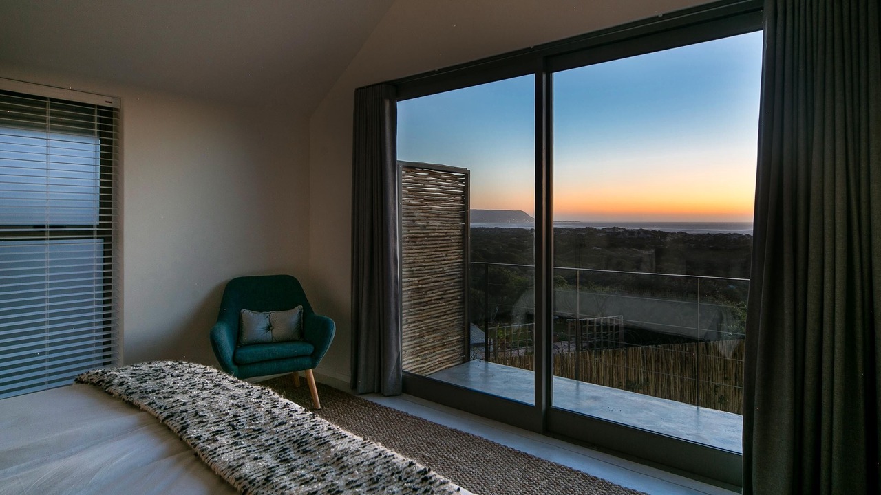 Photo of Bedroom in Noordhoek