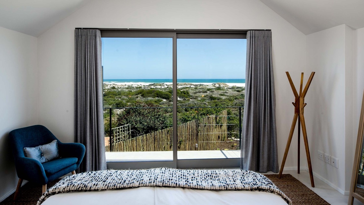 Photo of Bedroom in Noordhoek