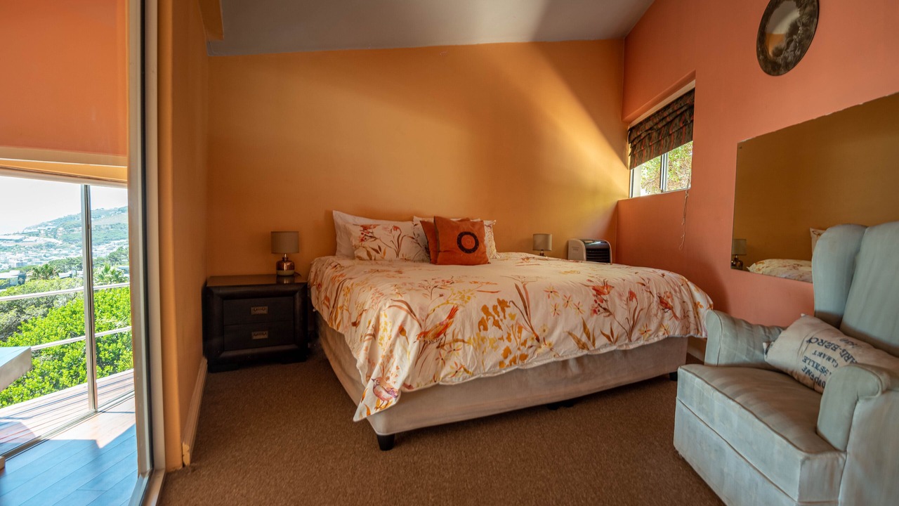 Photo of Bedroom in Camps Bay