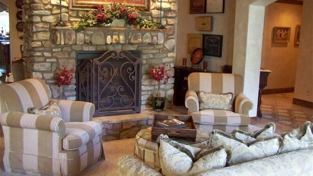 Photo of Livingroom in Del Monte Forest