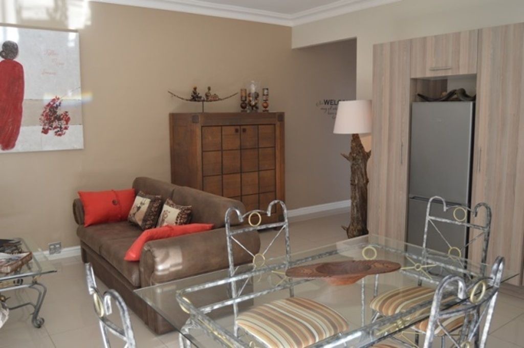 Photo of Livingroom in Durbanville