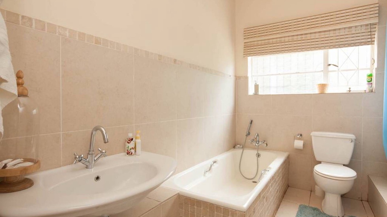 Photo of Bathroom in Greater Johannesburg Metropolitan Area