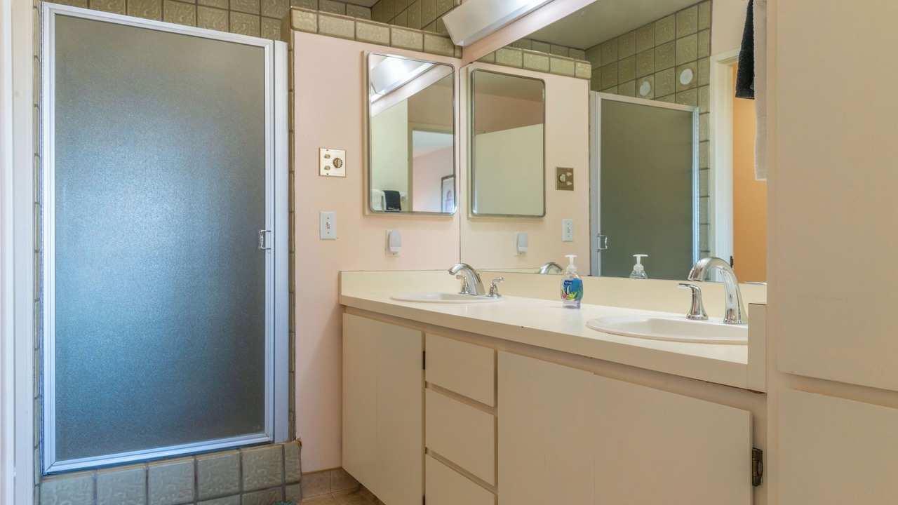 Photo of Bathroom in Pajaro Dunes