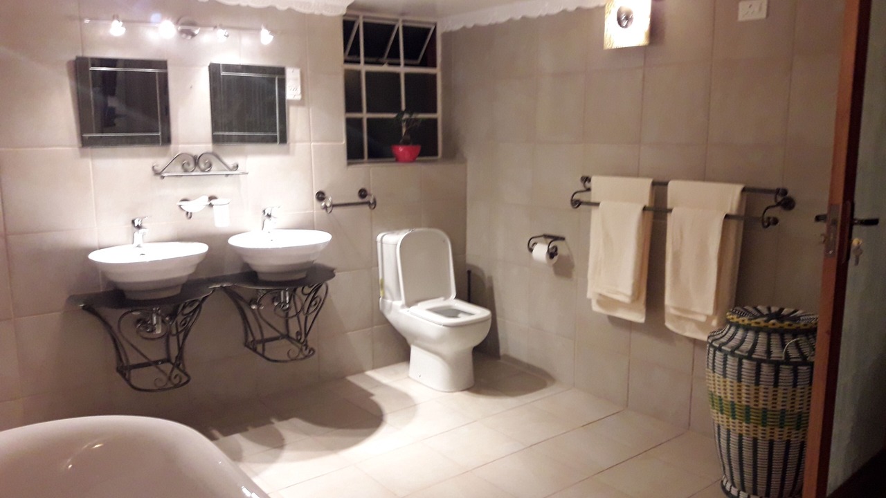 Photo of Bathroom in Northcliff