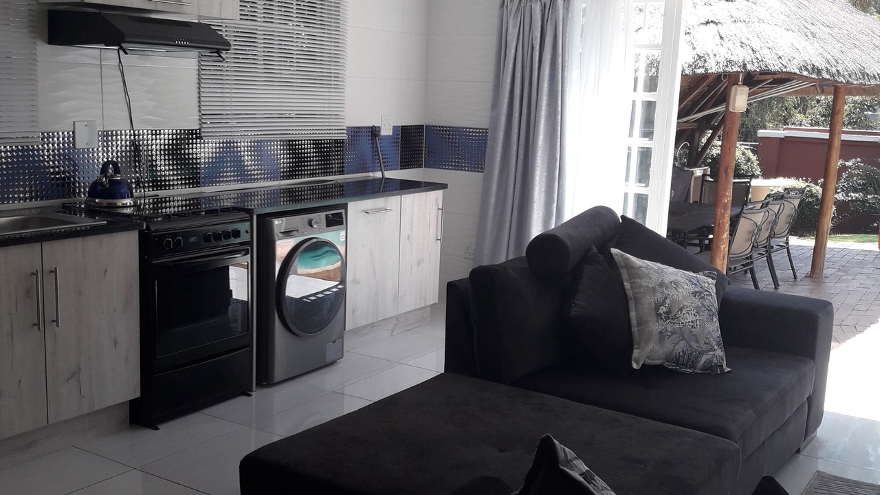 Photo of Livingroom in Northcliff
