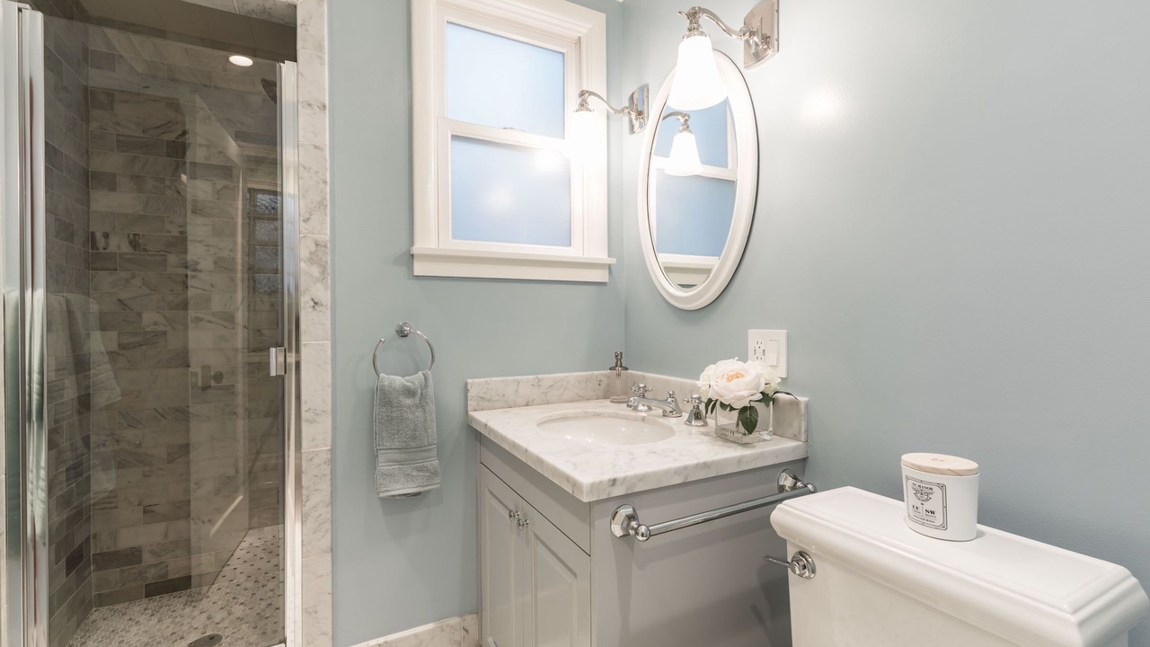 Photo of Bathroom in Pacific Heights
