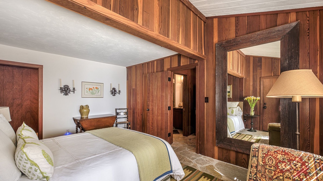 Photo of Bedroom in Carmel Valley