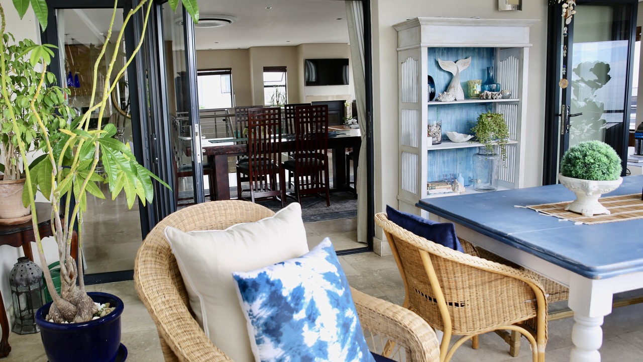 Photo of Others in Bloubergstrand