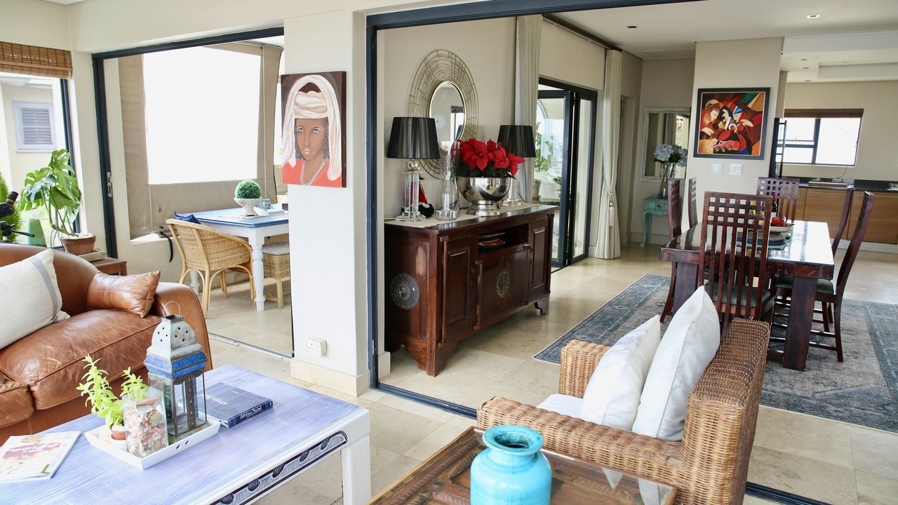 Photo of Others in Bloubergstrand